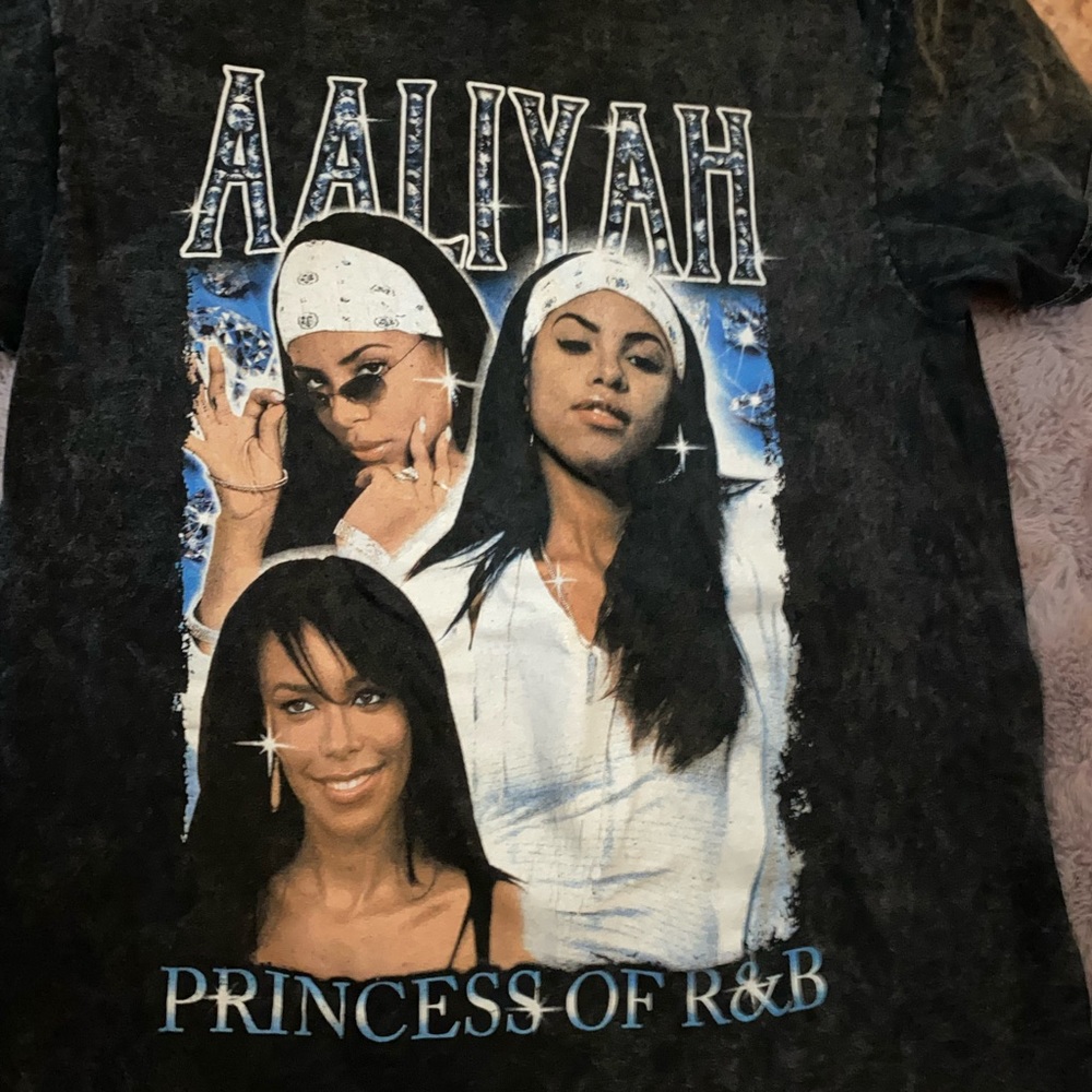 Aaliyah T-shirt